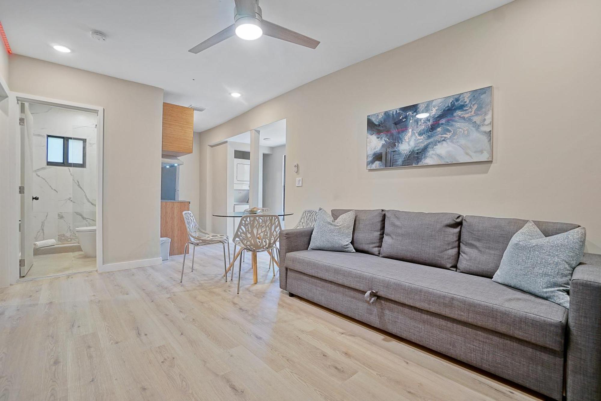 Stylish Miami Suite - Self Check-In Exterior photo